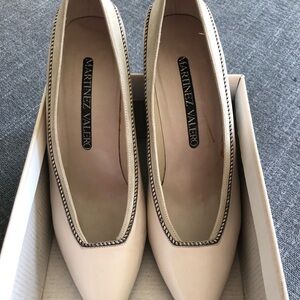 Martinez Valero beige high heels
